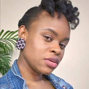 Meet your Posher, Chinaza